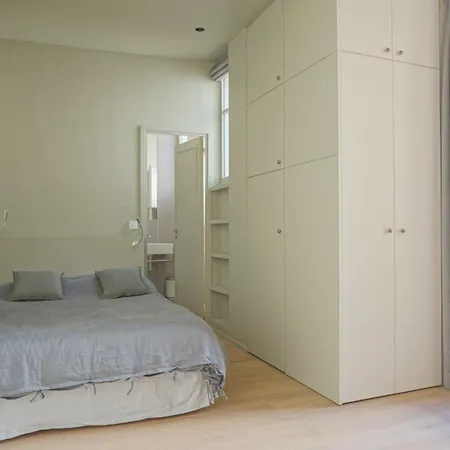 Rue Chateaubriand - 8 * 파리